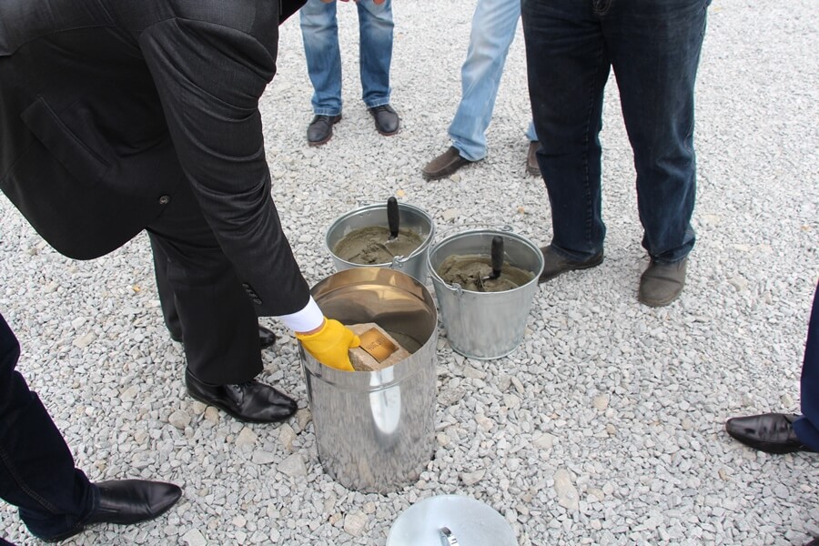 Заложен первый камень в фундамент нового лабораторно-реабилитационного корпуса ФБУ «УРАЛТЕСТ» 